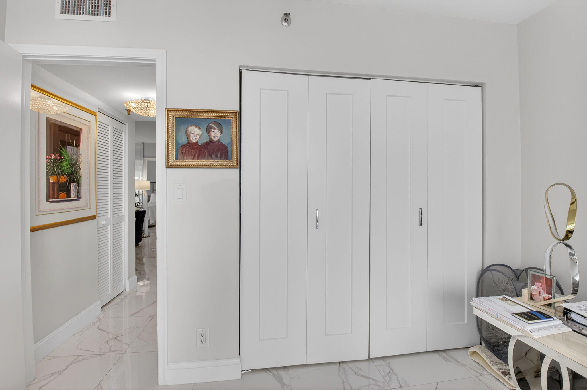 LAKEWOOD MID-RISE BOCA WEST - Residential