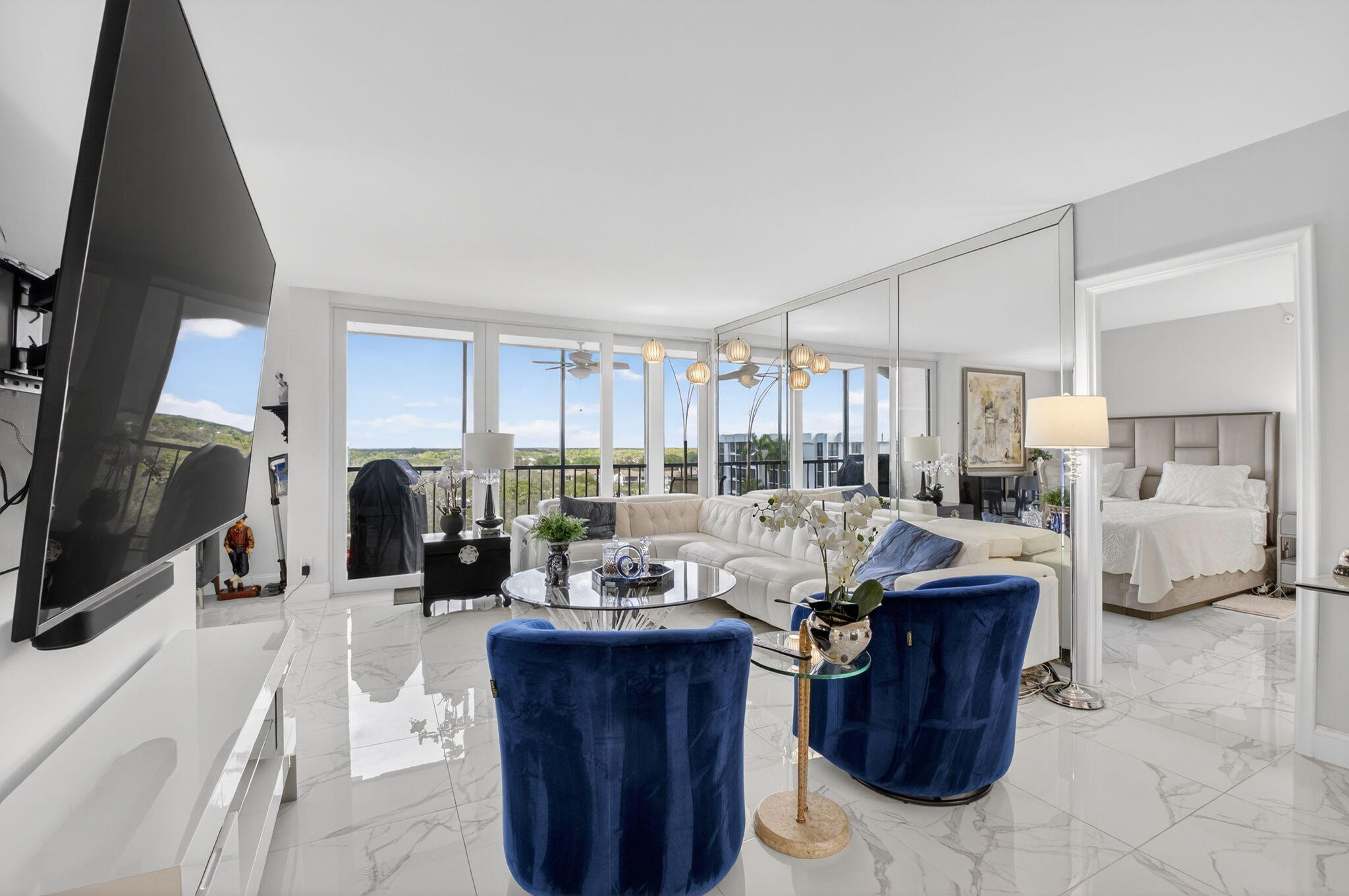 LAKEWOOD MID-RISE BOCA WEST - Residential