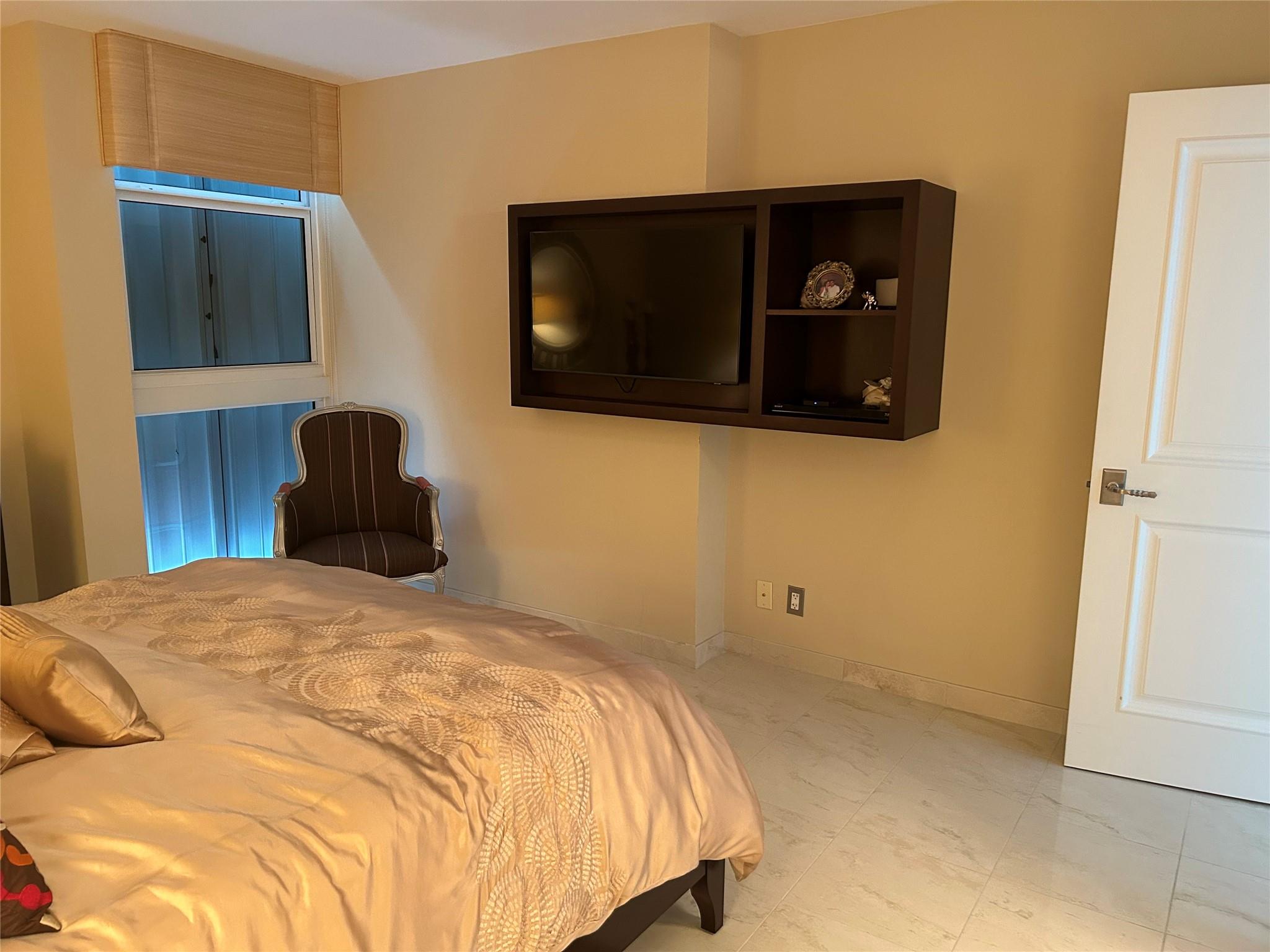 The Renaissance Of Pompan - Residential Lease