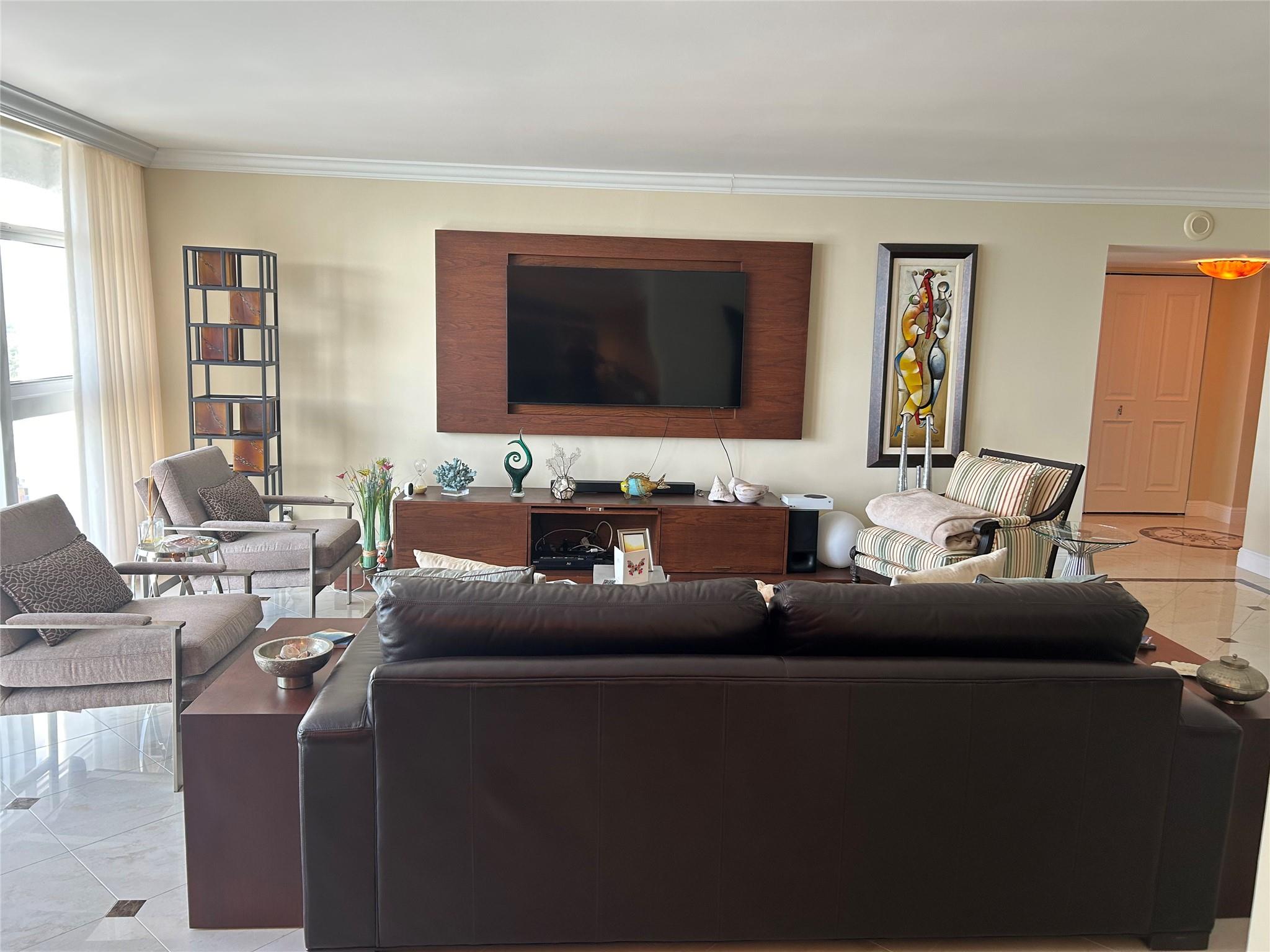 The Renaissance Of Pompan - Residential Lease