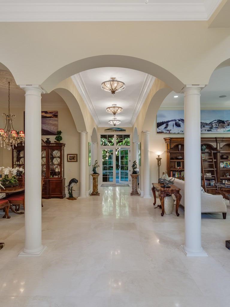 CARLTON VERO BEACH - Residential