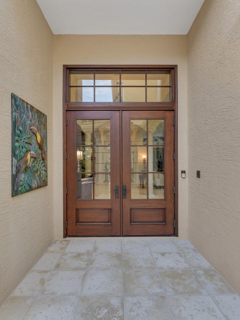 CARLTON VERO BEACH - Residential