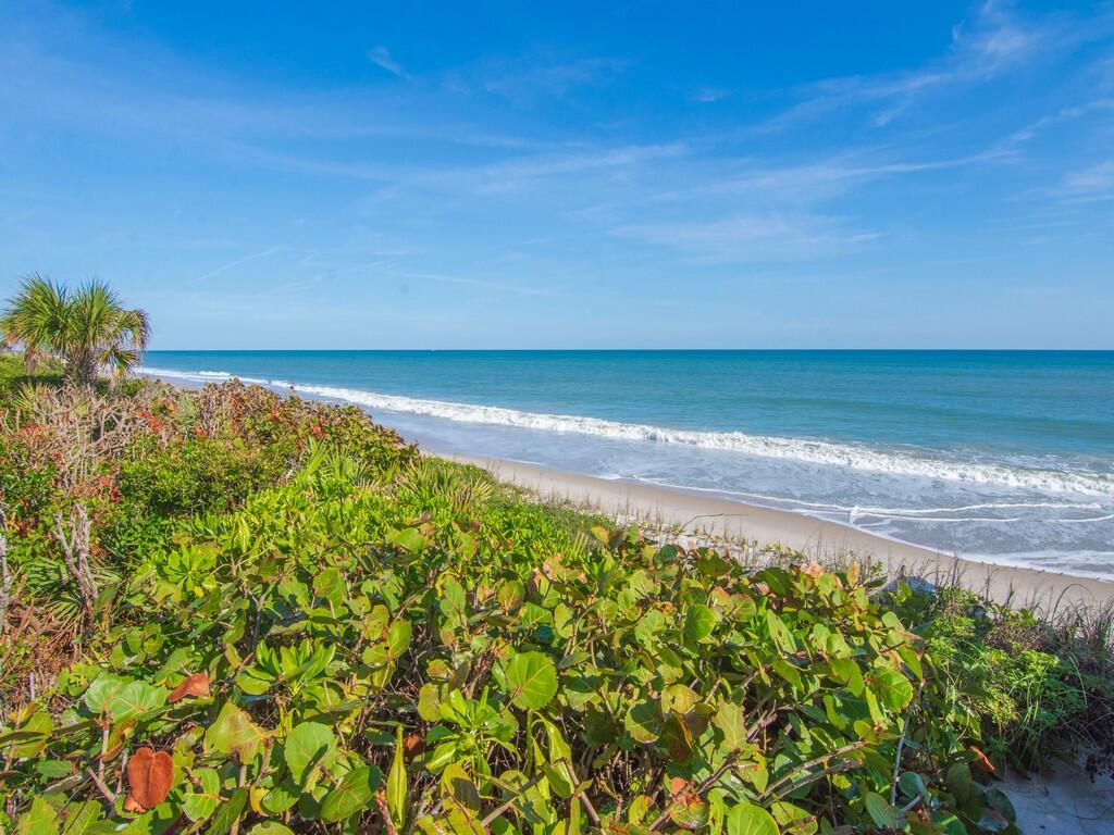CARLTON VERO BEACH - Residential