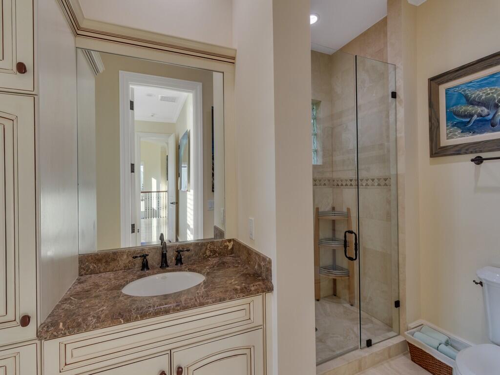 CARLTON VERO BEACH - Residential