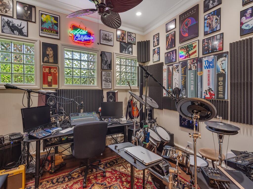 CARLTON VERO BEACH - Residential