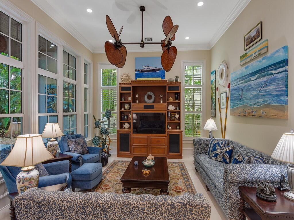 CARLTON VERO BEACH - Residential