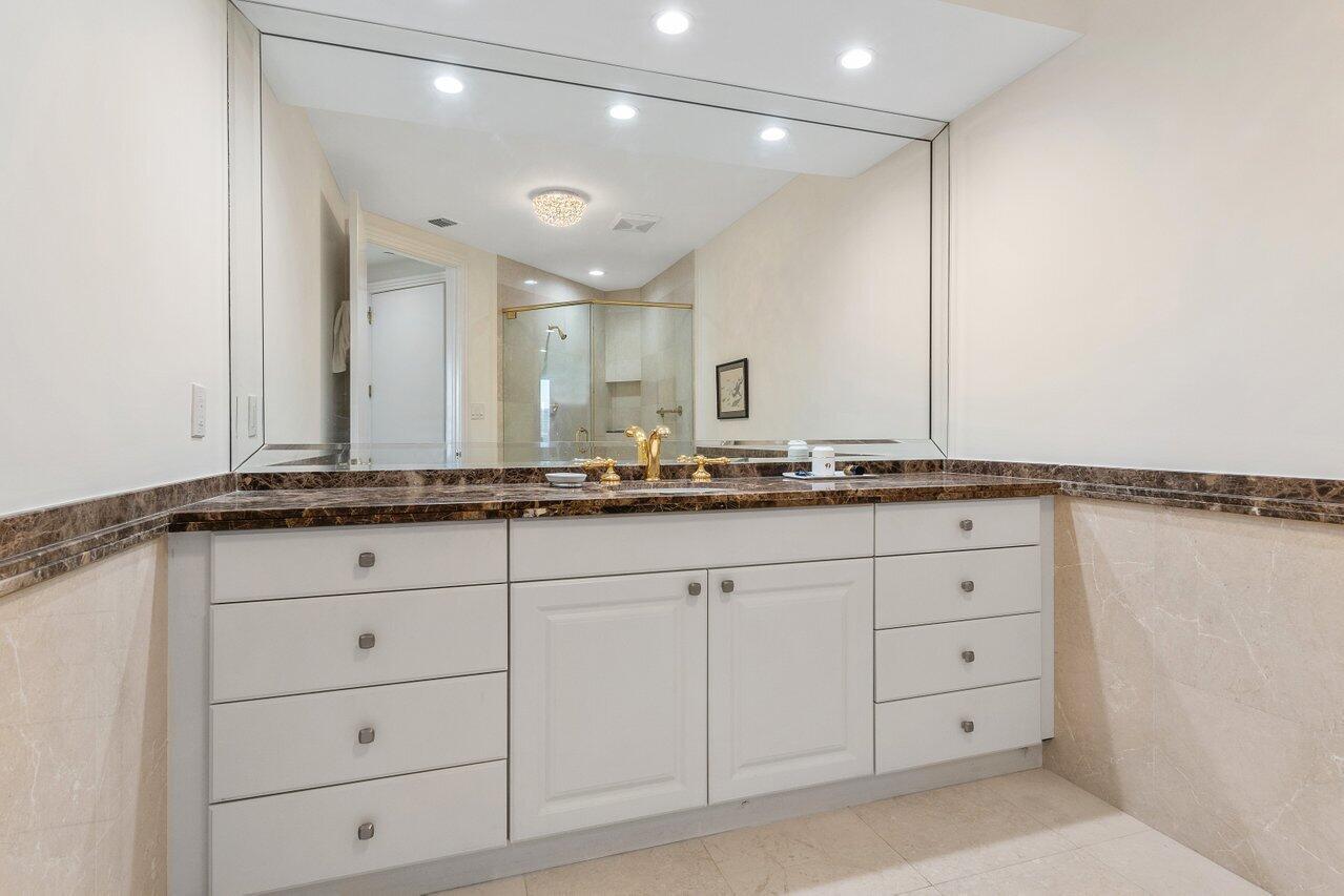 MIZNER GRAND COND - Residential