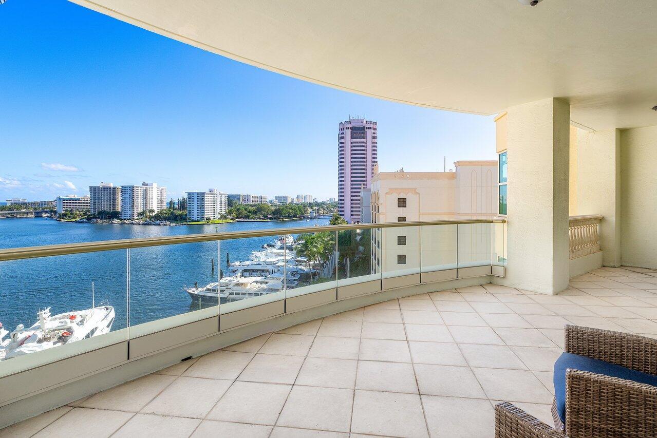 MIZNER GRAND COND - Residential