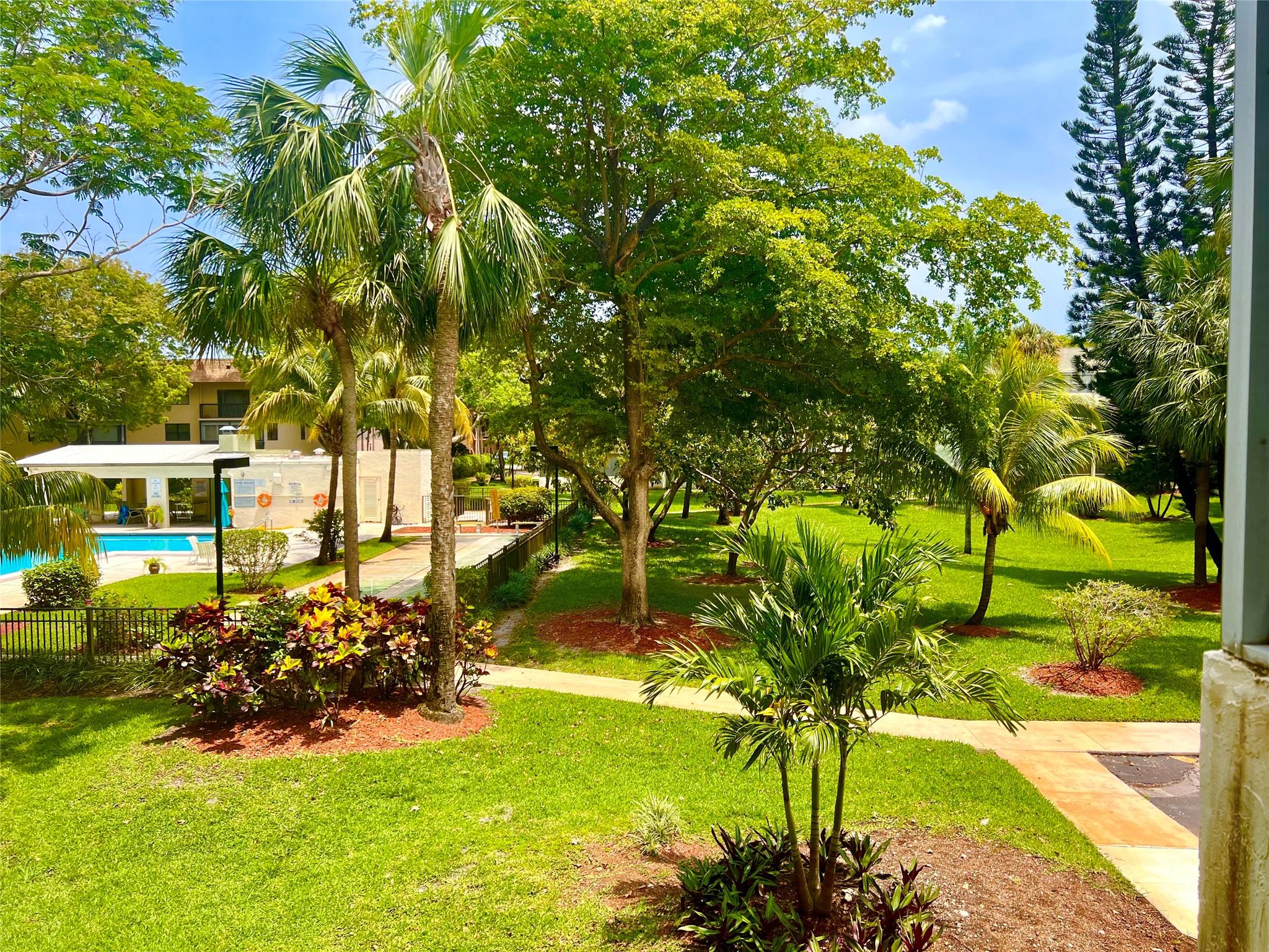 The Gardens Of Sabal Palm - Residential