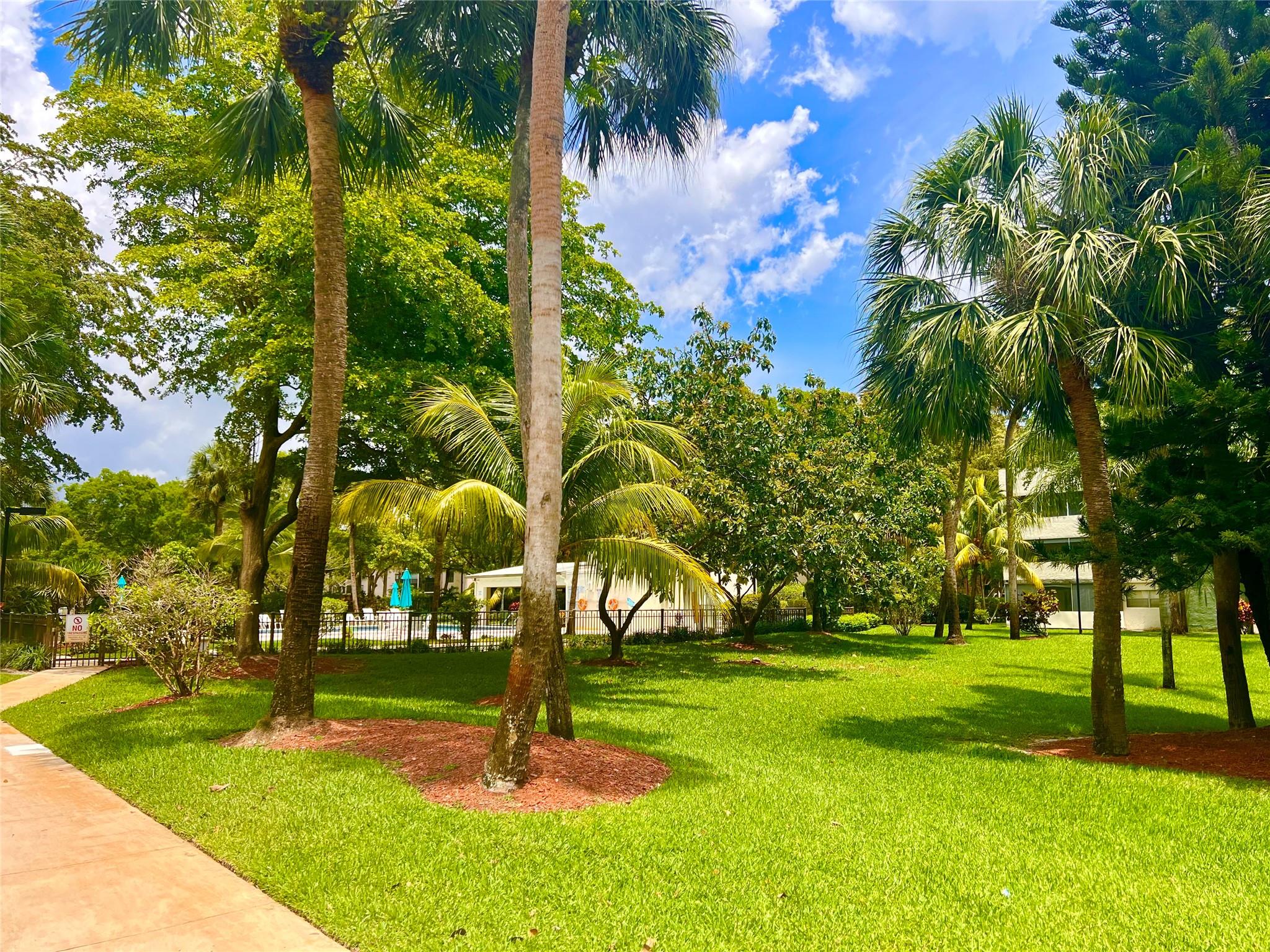 The Gardens Of Sabal Palm - Residential