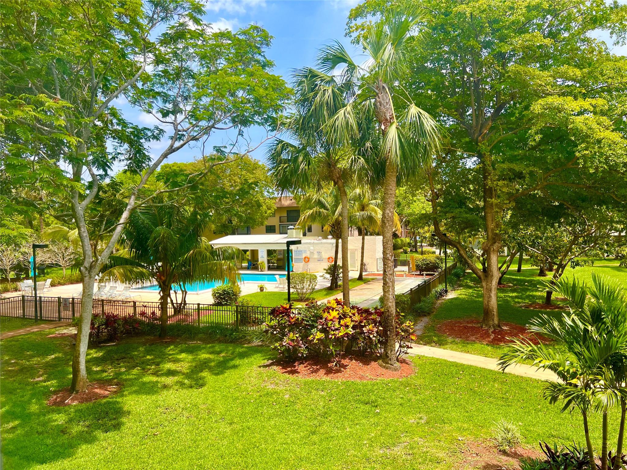 The Gardens Of Sabal Palm - Residential