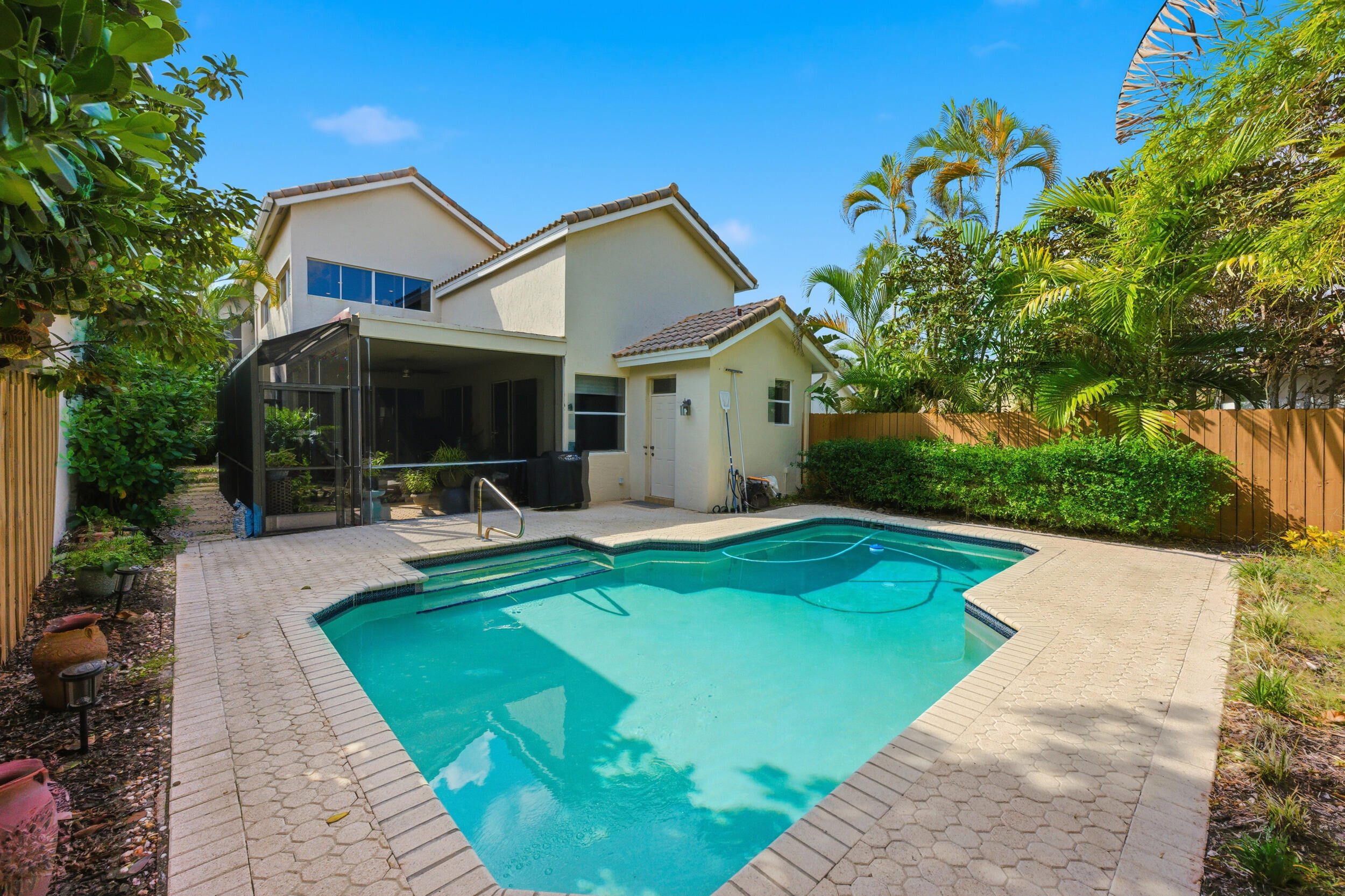 BANYANS OF ARVIDA COUNTRY CLUB - Residential