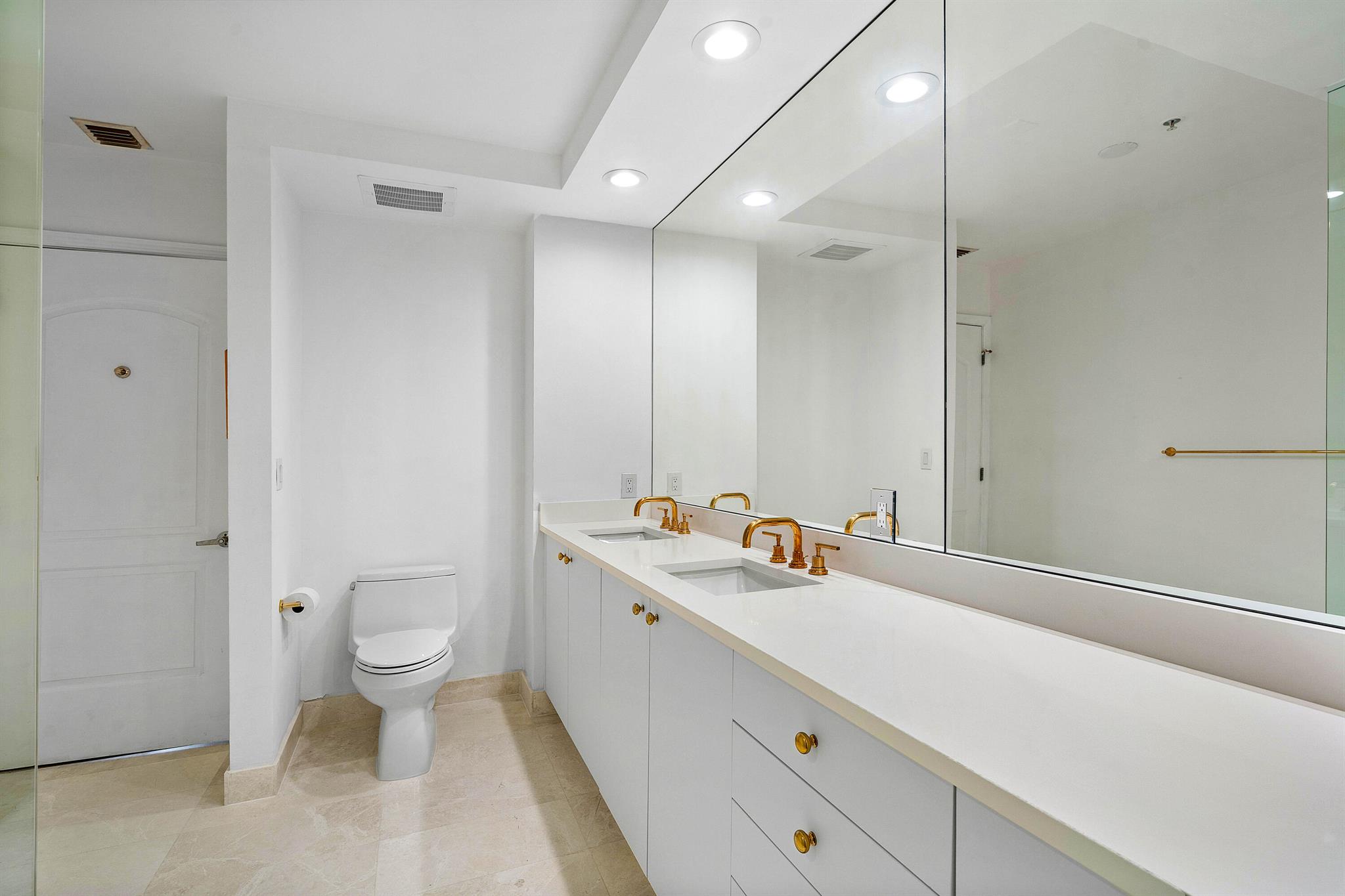 One City Plaza - Residential Lease