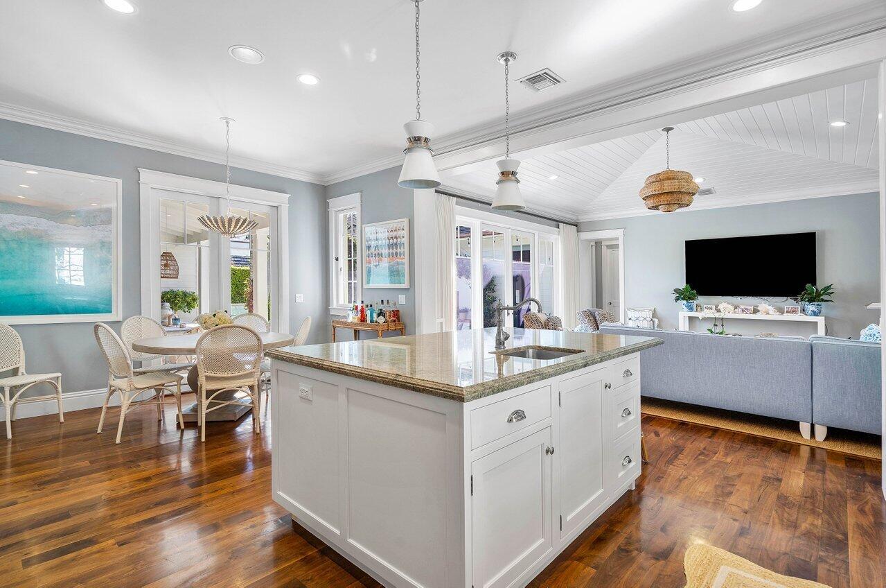 DELRAY BEACH ESPLANADE - Residential