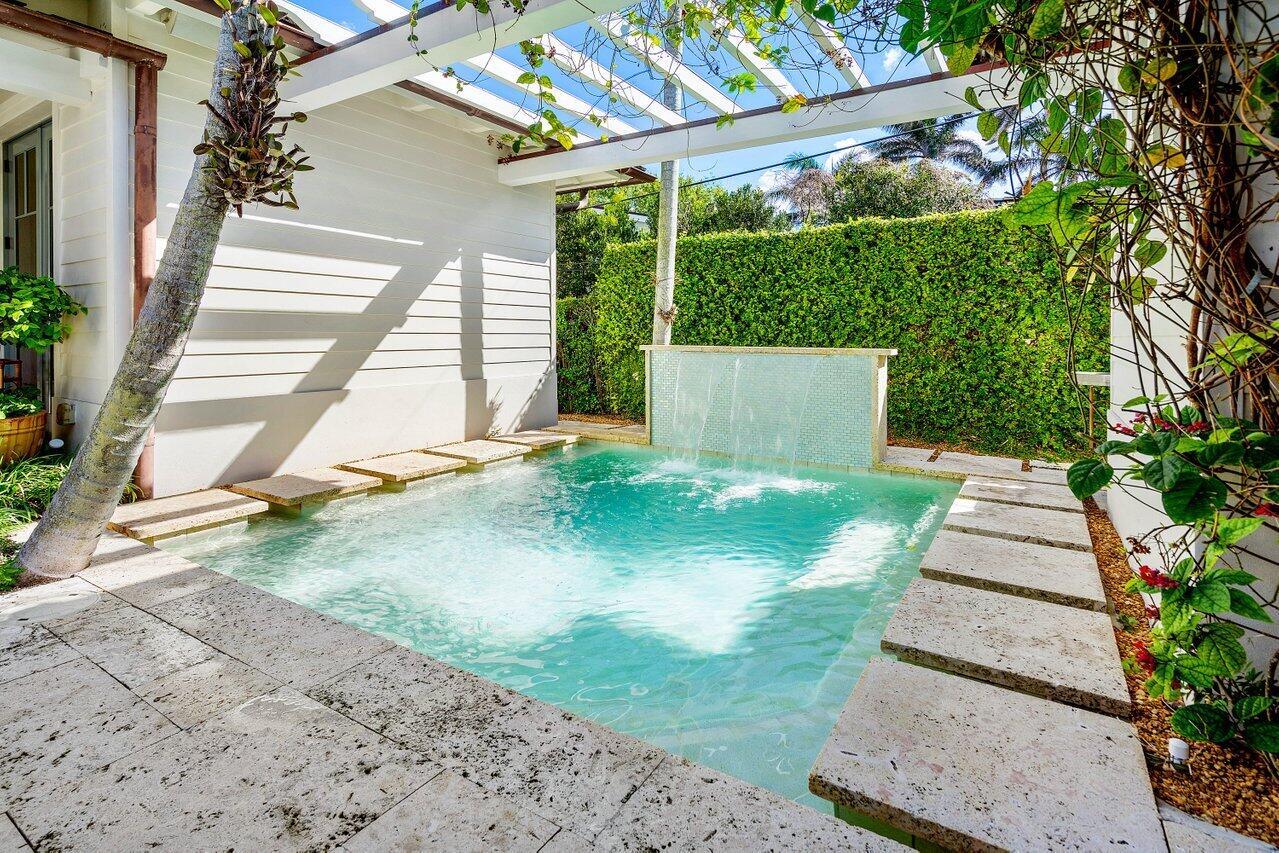 DELRAY BEACH ESPLANADE - Residential