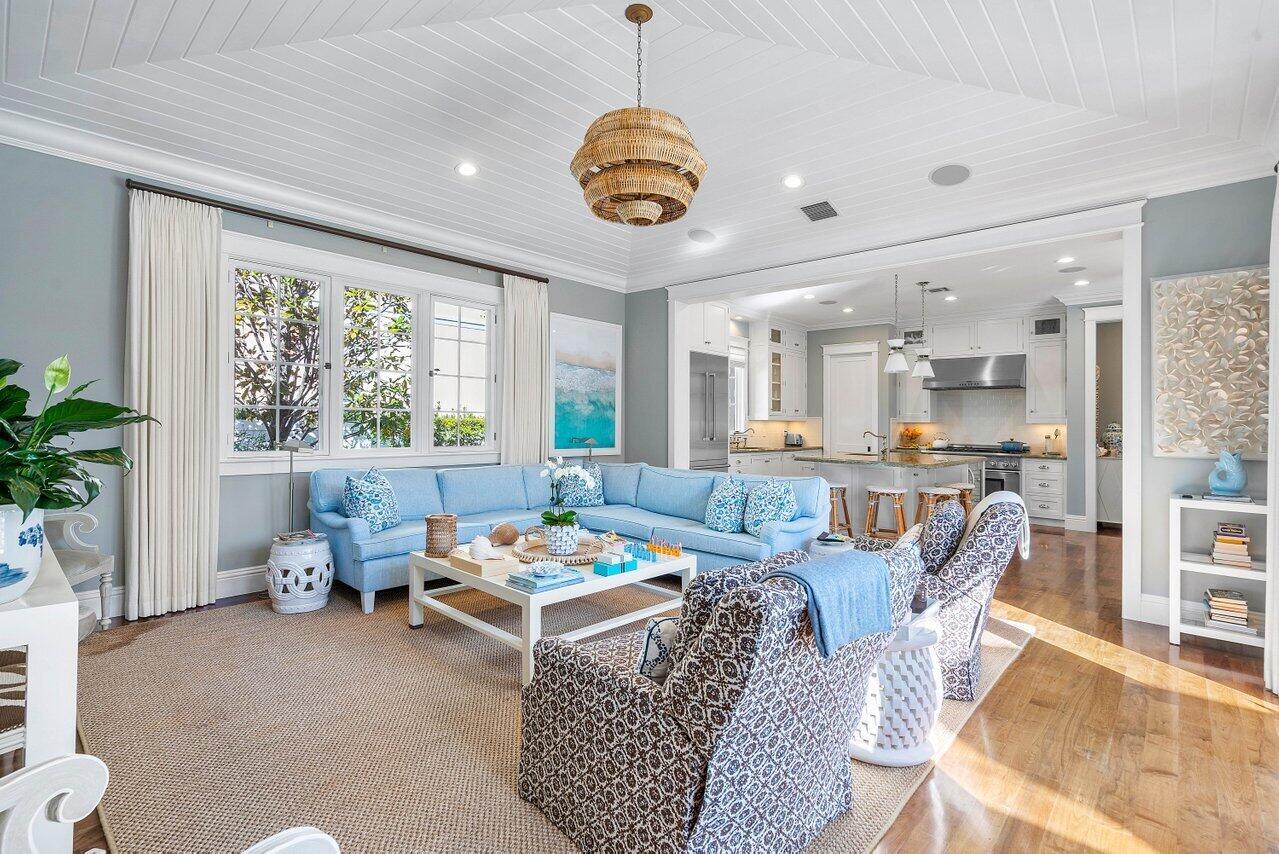 DELRAY BEACH ESPLANADE - Residential