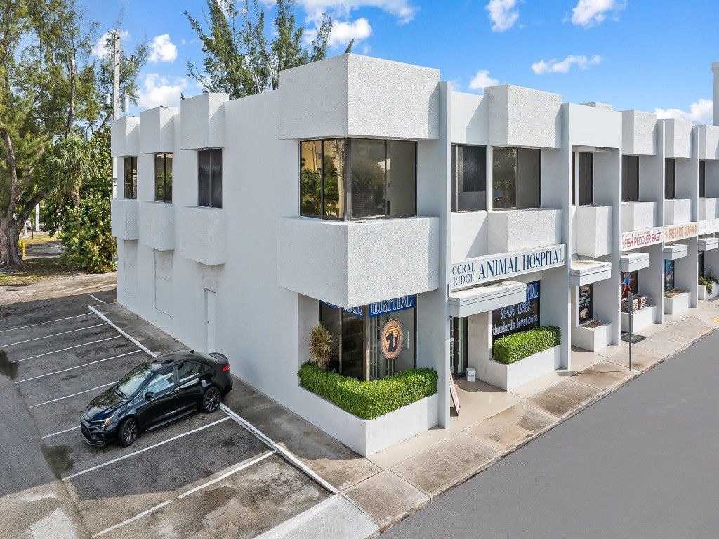 Photo of 28012809 E Commercial Boulevard #2803, Fort Lauderdale, FL 33308 (MLS # F10498151)