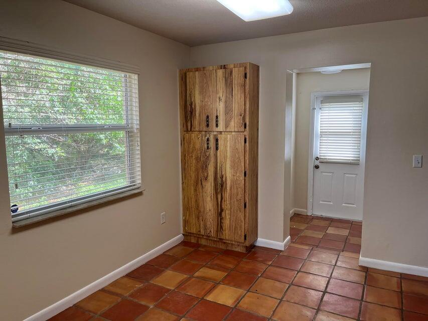 132 Jennings Avenue