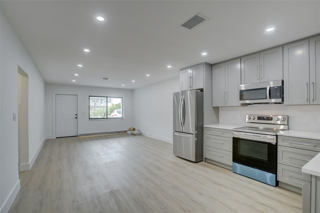 Photo of 2155 NE 56th Court, Fort Lauderdale, FL 33308 (MLS # B26027723)