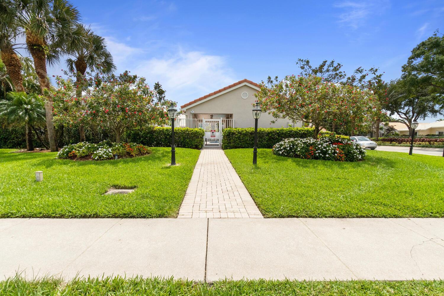 COSTA BRAVA - Residential