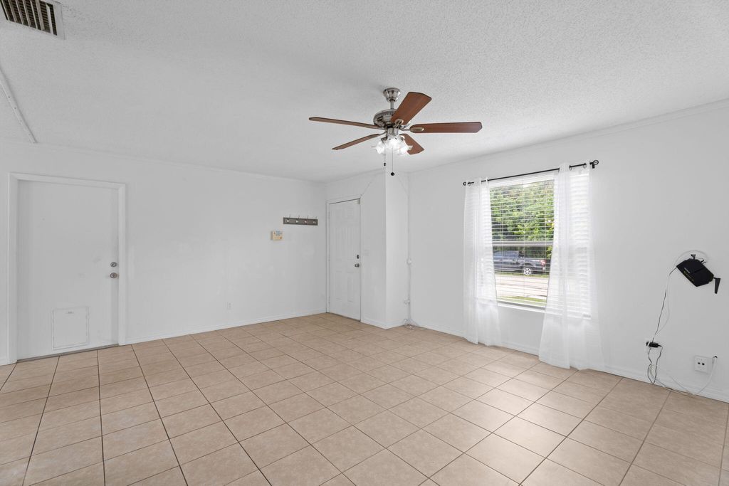 Photo of 1057 SW Gastador Avenue, Port Saint Lucie, FL 34953 (MLS # R11121052)