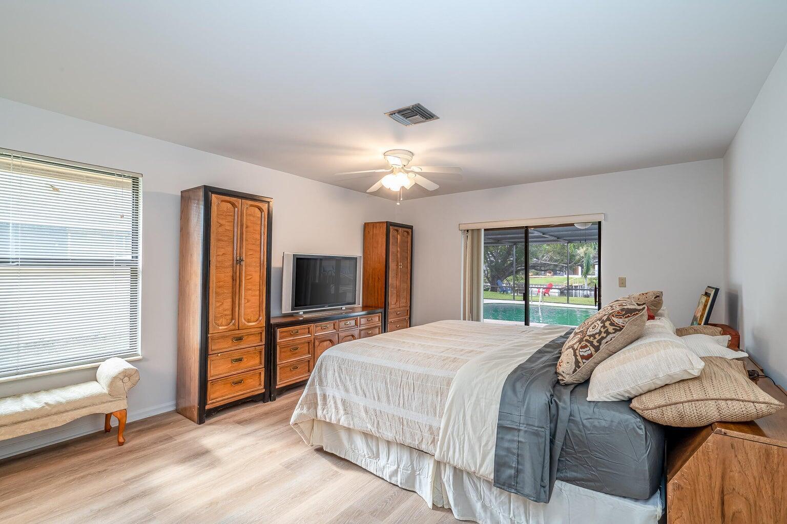 SOUTH SHORE 1 OF WELLINGT - Residential Lease