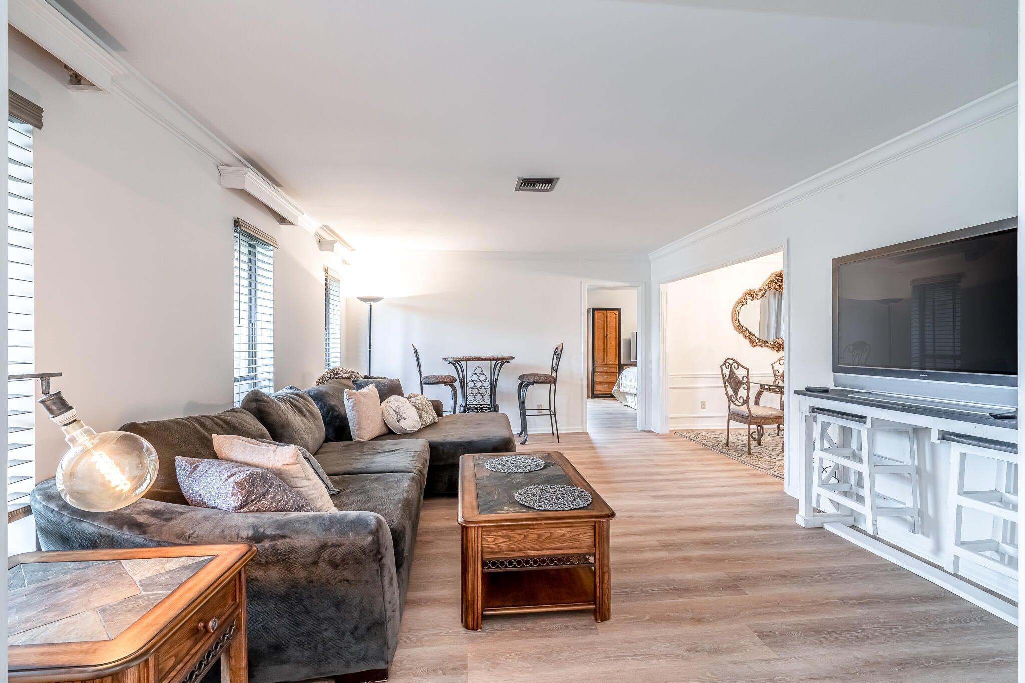 SOUTH SHORE 1 OF WELLINGT - Residential Lease