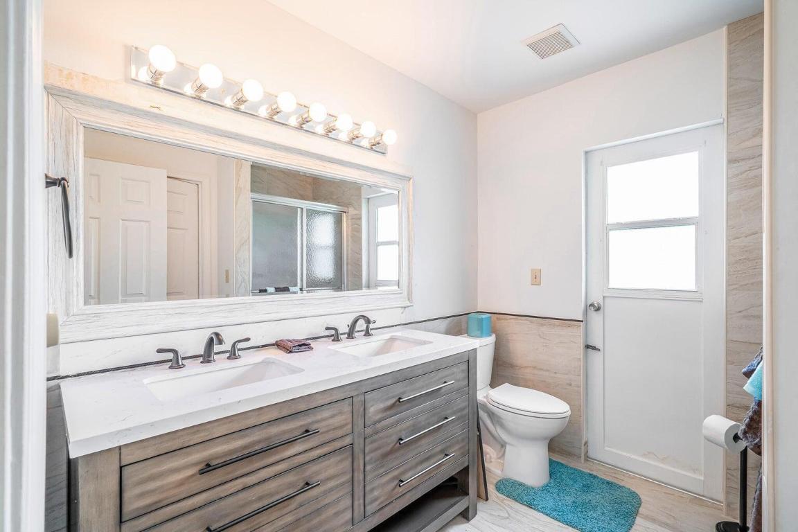 SOUTH SHORE 1 OF WELLINGTON - Residential Lease