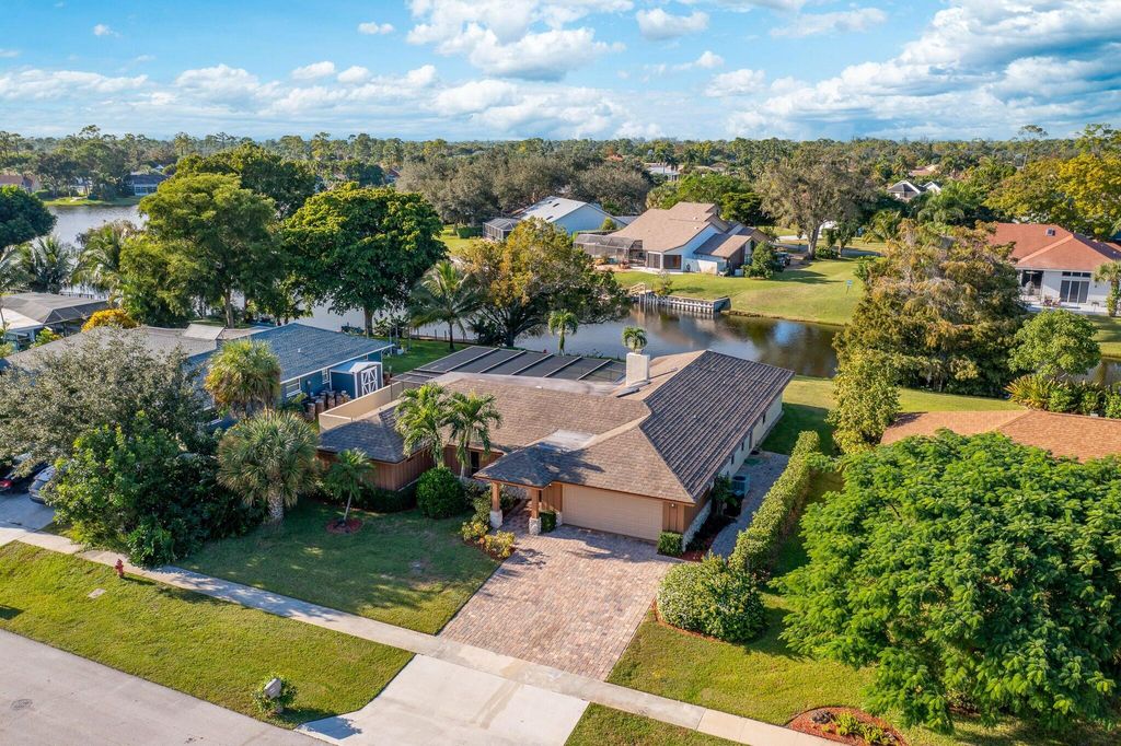 Photo of 12775 Guilford Circle, Wellington, FL 33414 (MLS # R11147313)