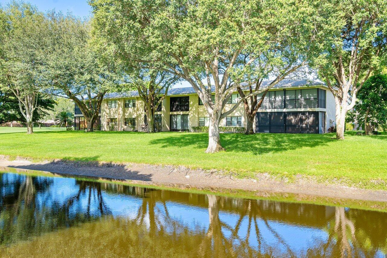 TURNKEY SEASONAL RENTAL WITH LAKE VIEWS. Enjoy a turnkey experience in this contemporary, furnished 2br, 2bth condo at Hunters Run Country Club. Located on the 2nd floor with a recently installed elevator, this condo is equipped with all the conveniences you'll need, including several flat screen tv's and a king-sized bed in the primary bedroom en-suite. Enjoy plenty of activities at Hunters Run Country Club, which features world-class amenities including championship golf, tennis, pickleball, fitness, spa, resort-style pools, dining venues, and a vibrant social lifestyle. And when you're spent at the end of the day, the perfect spot to relax is on the screened-in lanai while soaking in tranquil west-facing lake views and breathtaking sunsets. An idyllic retreat for you awaits!