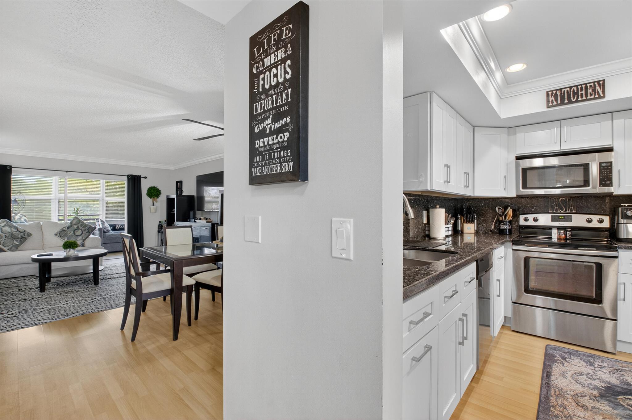 6525 S Oriole Boulevard 2060