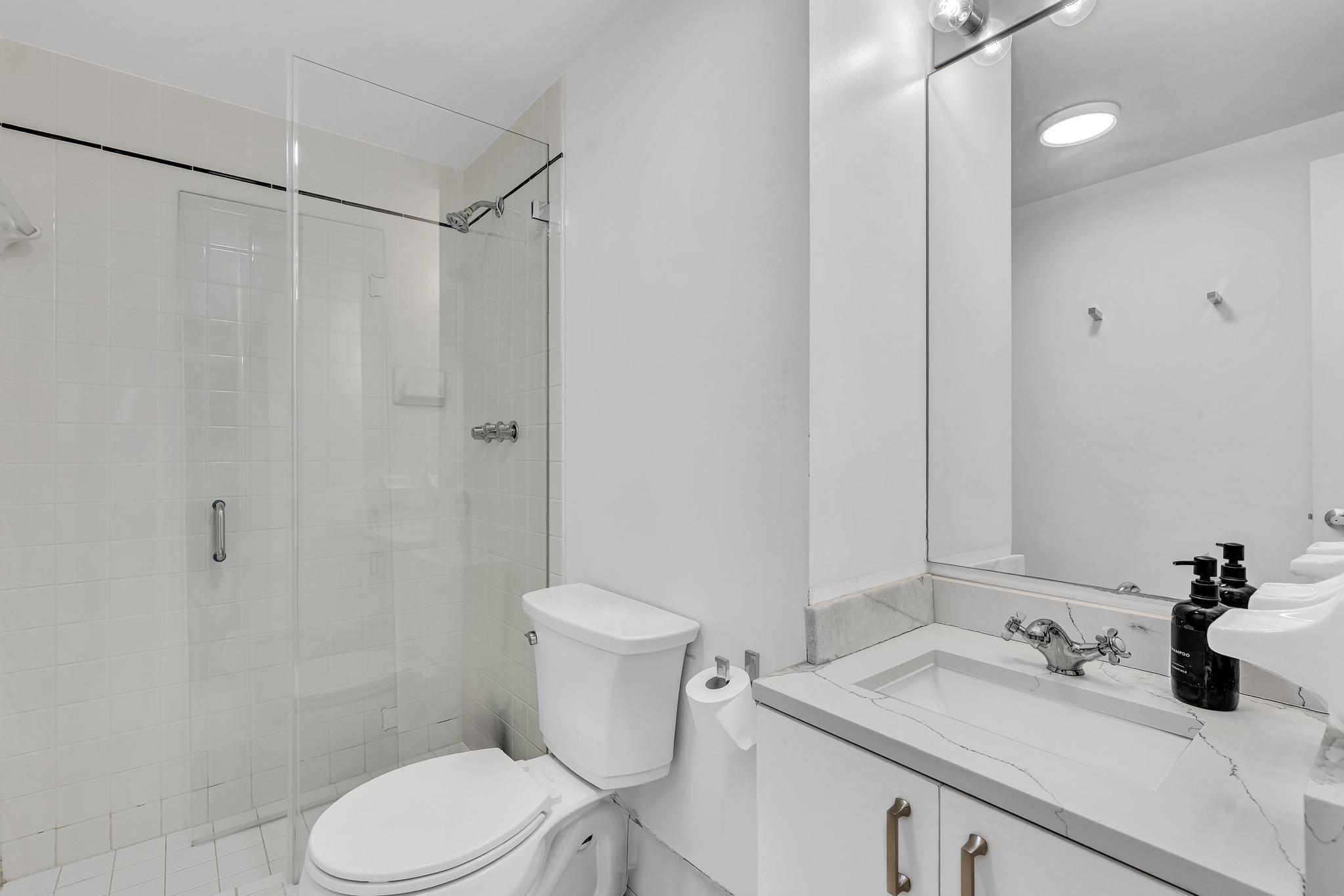 THE DRAKE CONDO - Residential
