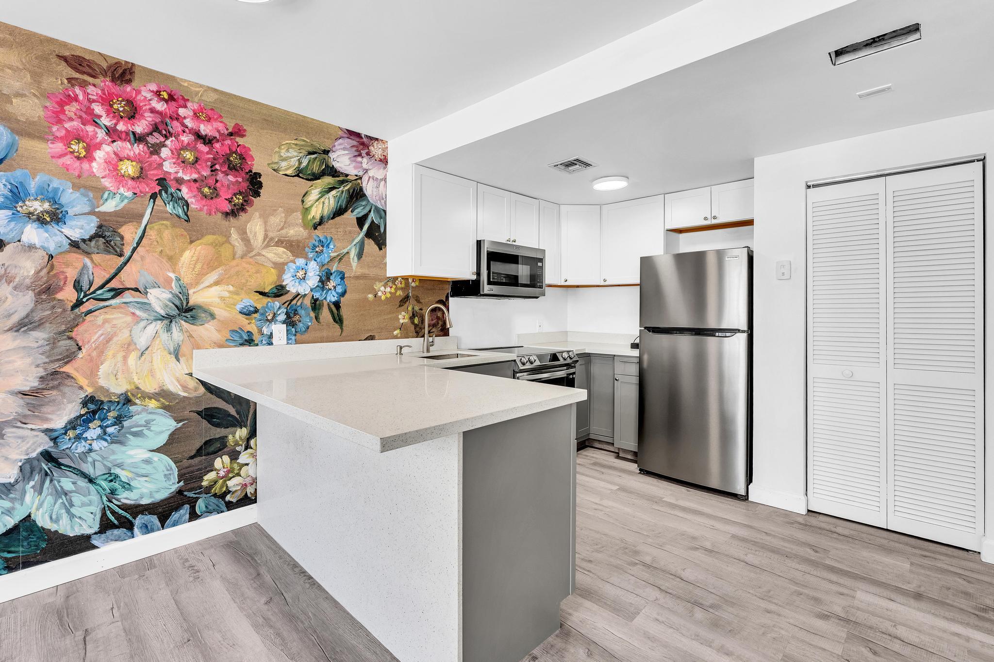 THE DRAKE CONDO - Residential