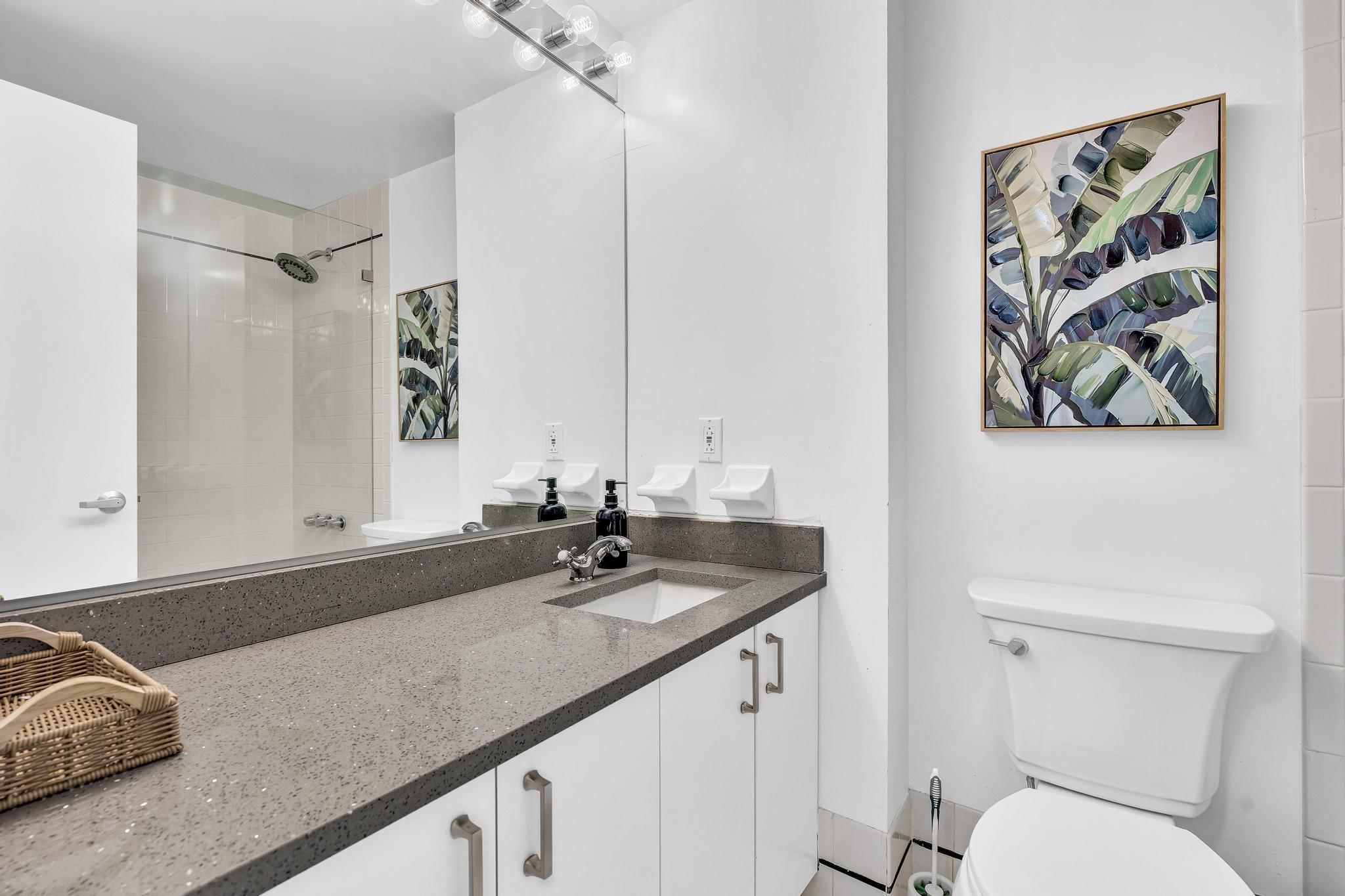 THE DRAKE CONDO - Residential