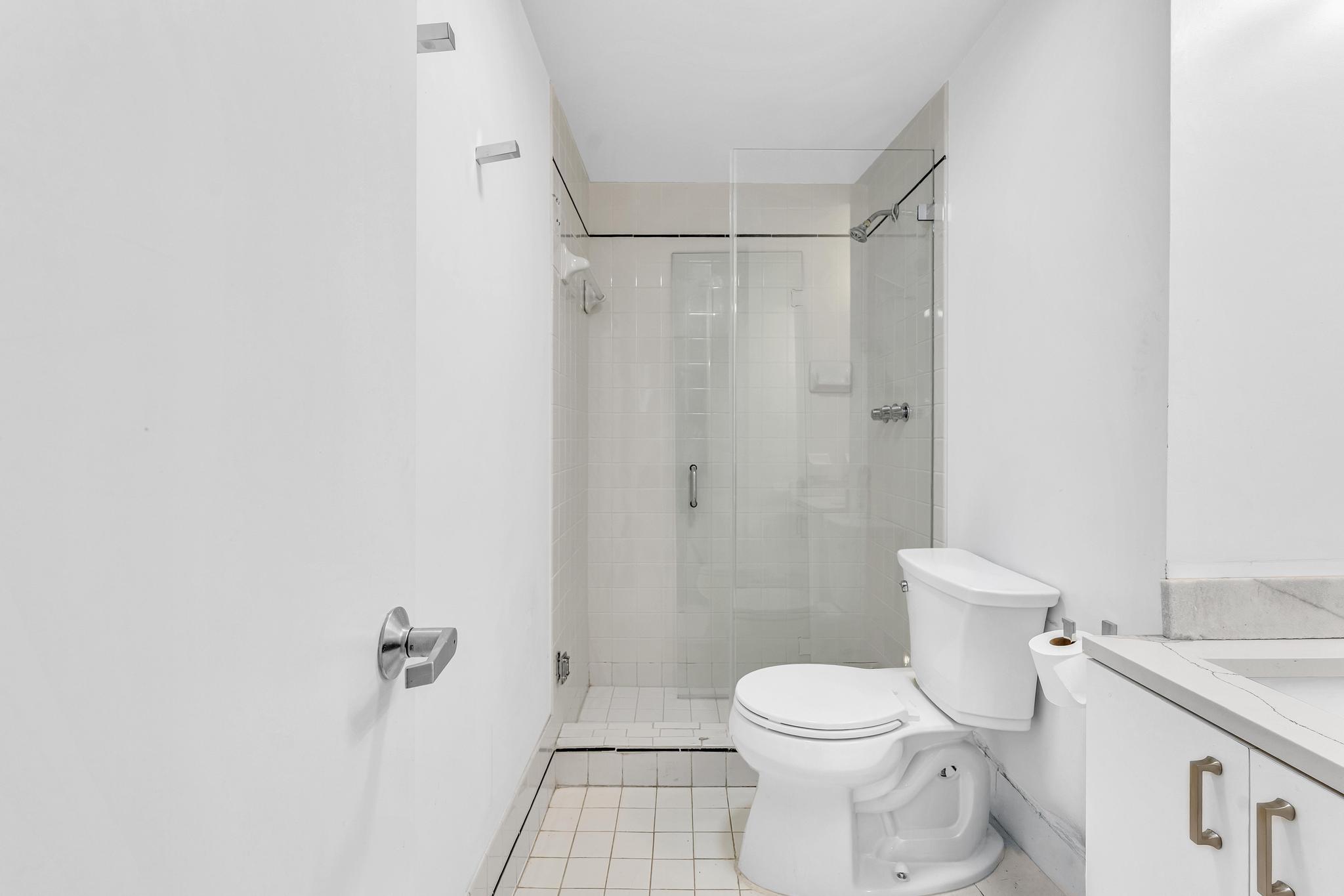 THE DRAKE CONDO - Residential