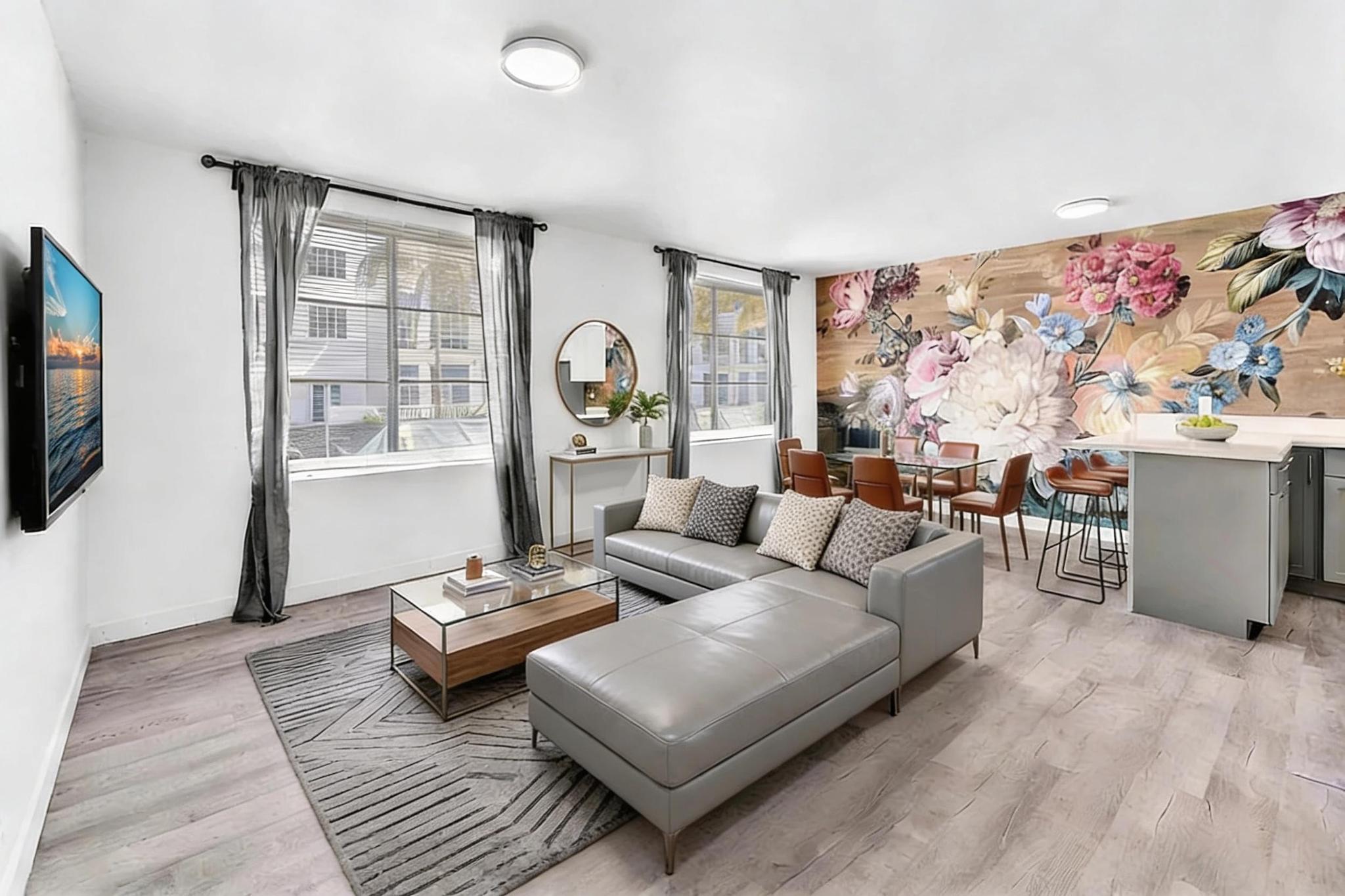 THE DRAKE CONDO - Residential