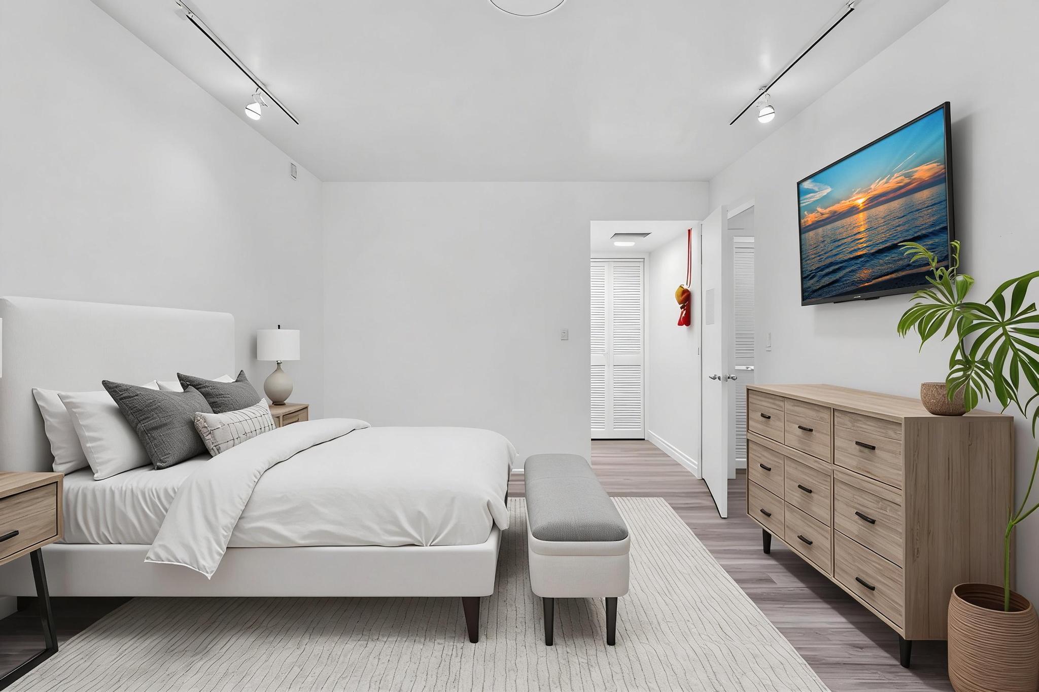 THE DRAKE CONDO - Residential