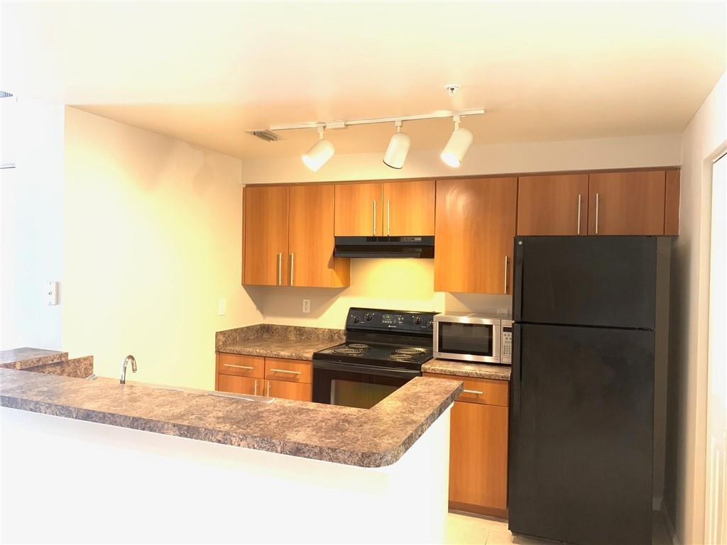 5820 W Sample Rd 203