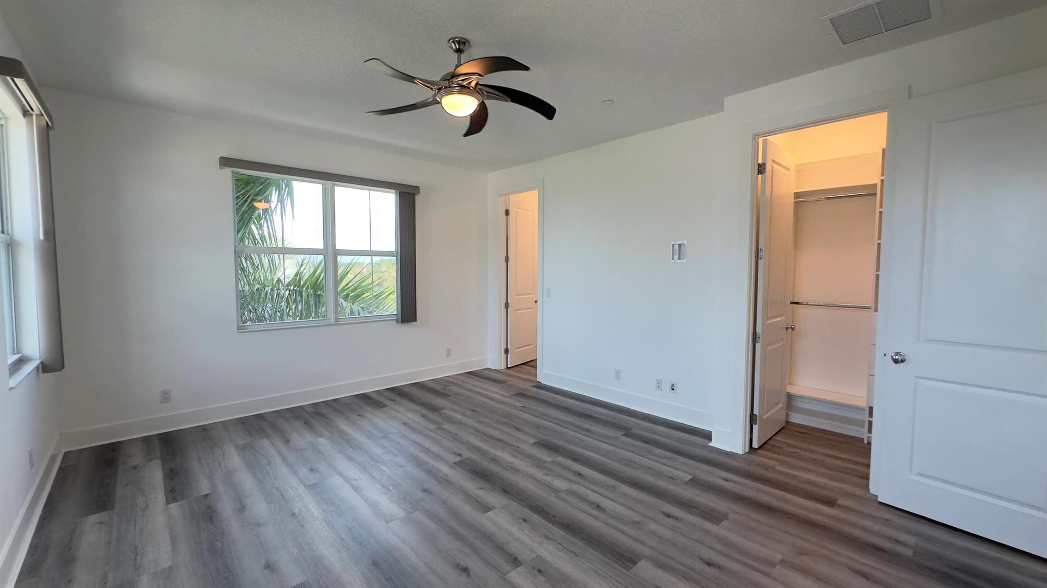 ALTON NEIGHBORHOOD - Residential Lease