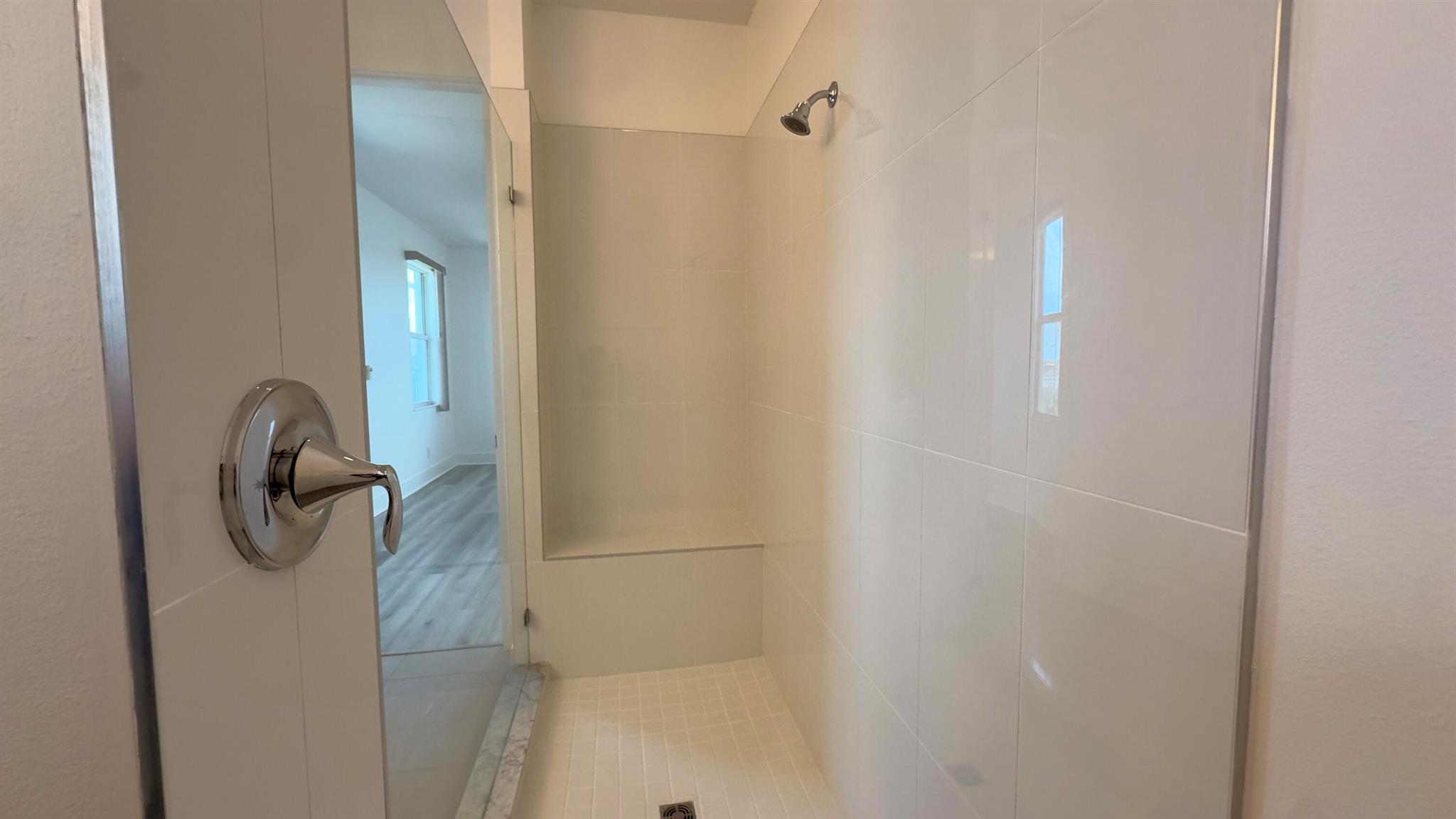 ALTON NEIGHBORHOOD - Residential Lease