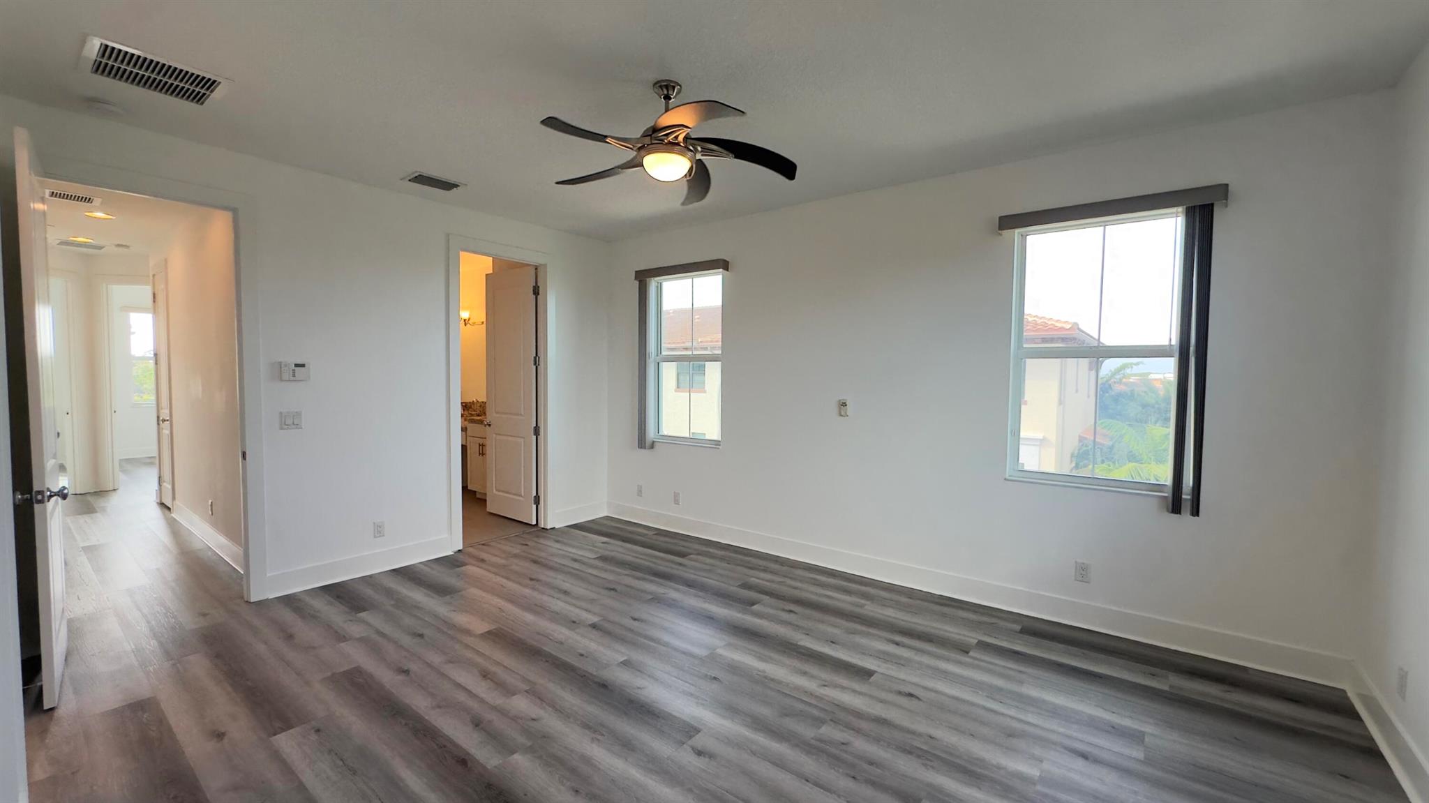 ALTON NEIGHBORHOOD - Residential Lease