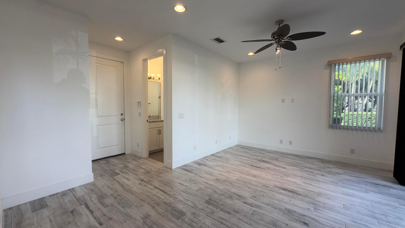 ALTON NEIGHBORHOOD - Residential Lease