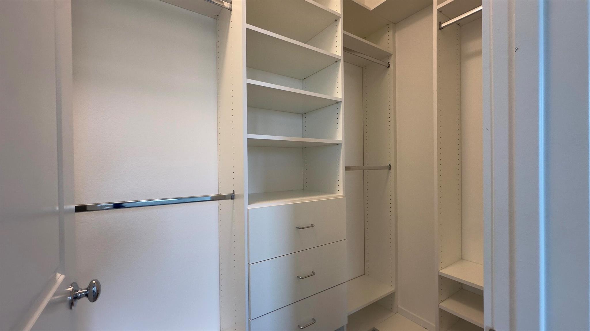 ALTON NEIGHBORHOOD - Residential Lease