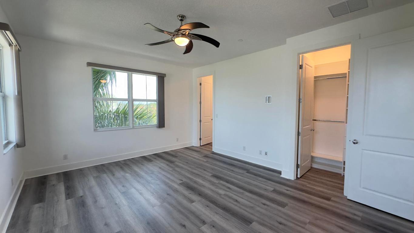 ALTON NEIGHBORHOOD - Residential Lease