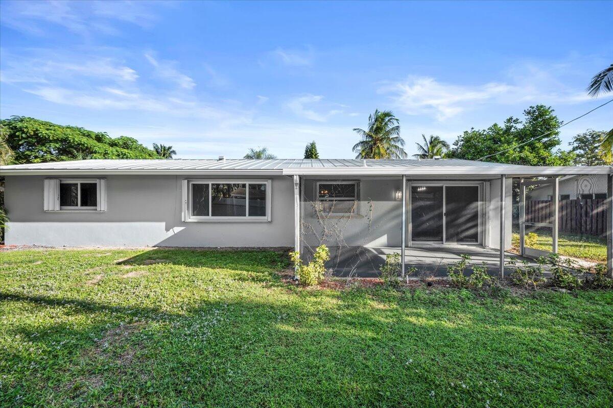 TROPIC PALMS 1 - Residential