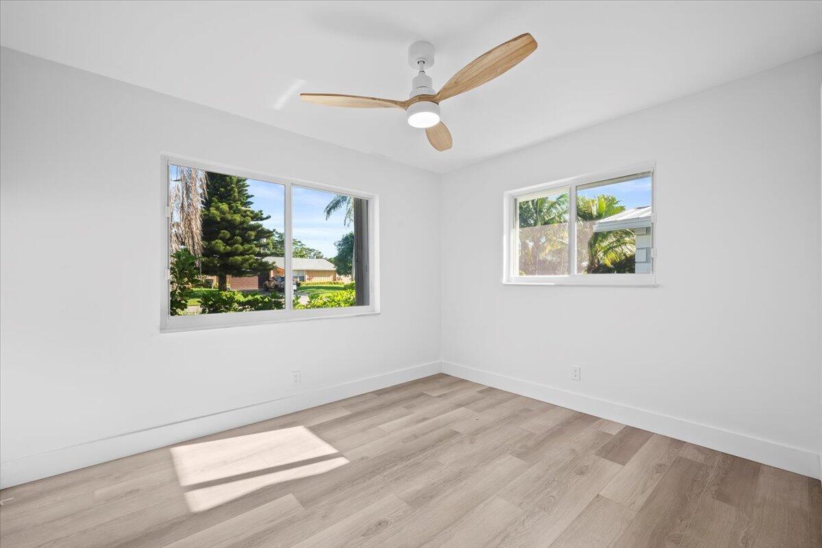 TROPIC PALMS 1 - Residential