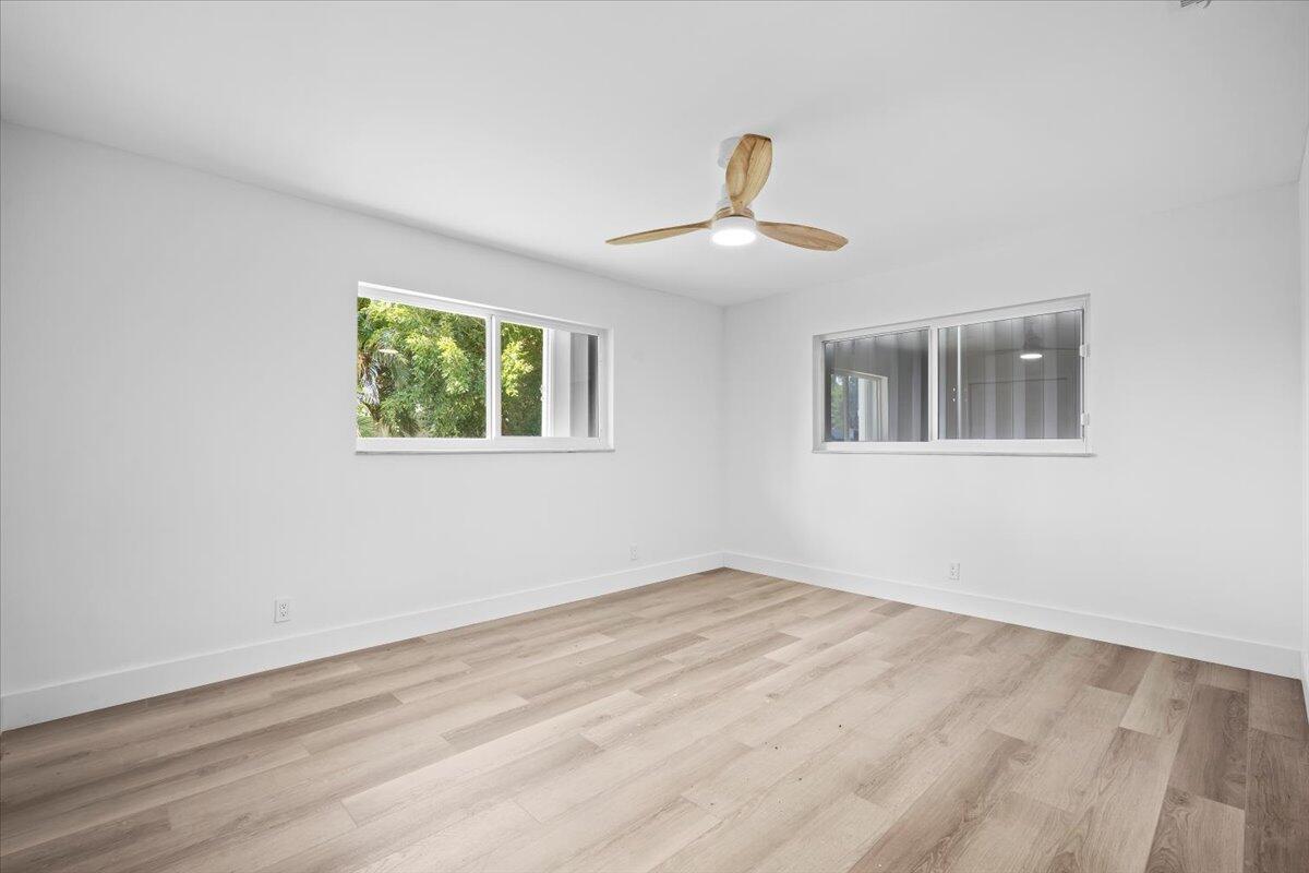 TROPIC PALMS 1 - Residential