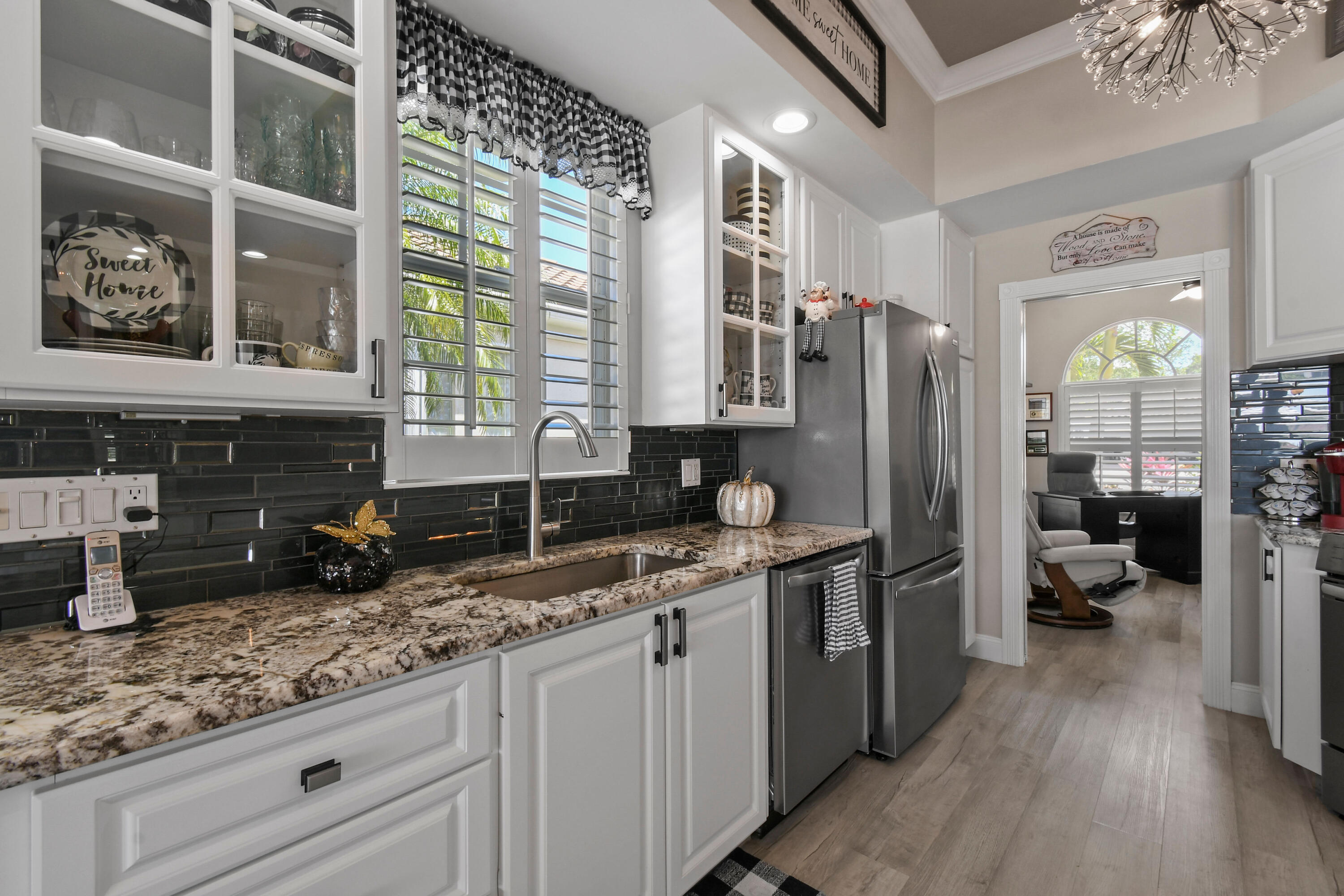 DOUBLE TREE - Residential