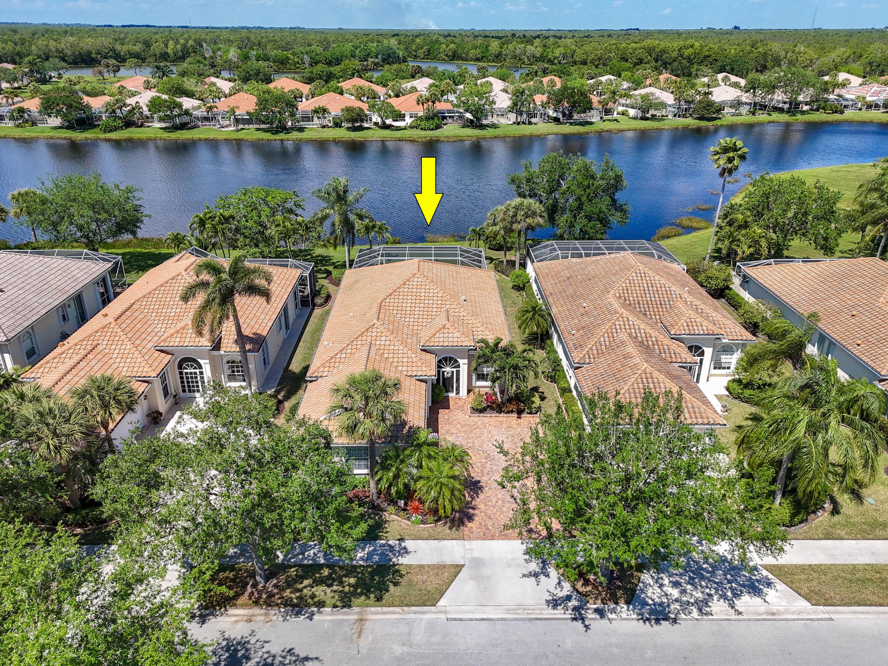 DOUBLE TREE - Residential