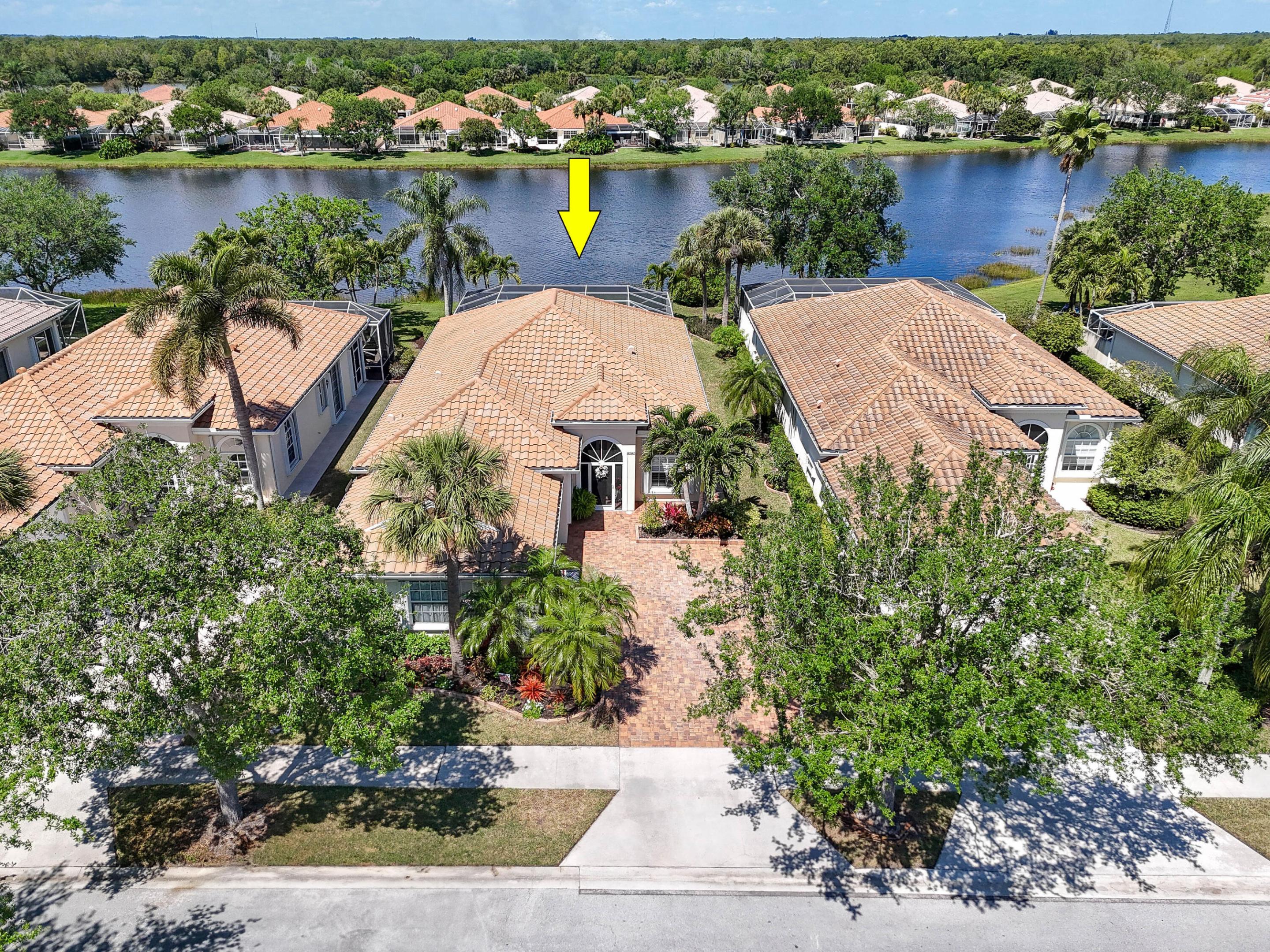 DOUBLE TREE - Residential